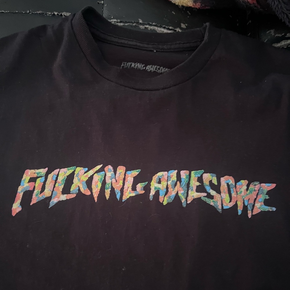FUCKING AWESOME Gum T Shirt SIZE MEDIUM